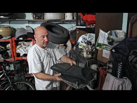 Hoarding Furniture: Unpacking the Mental Health Connection